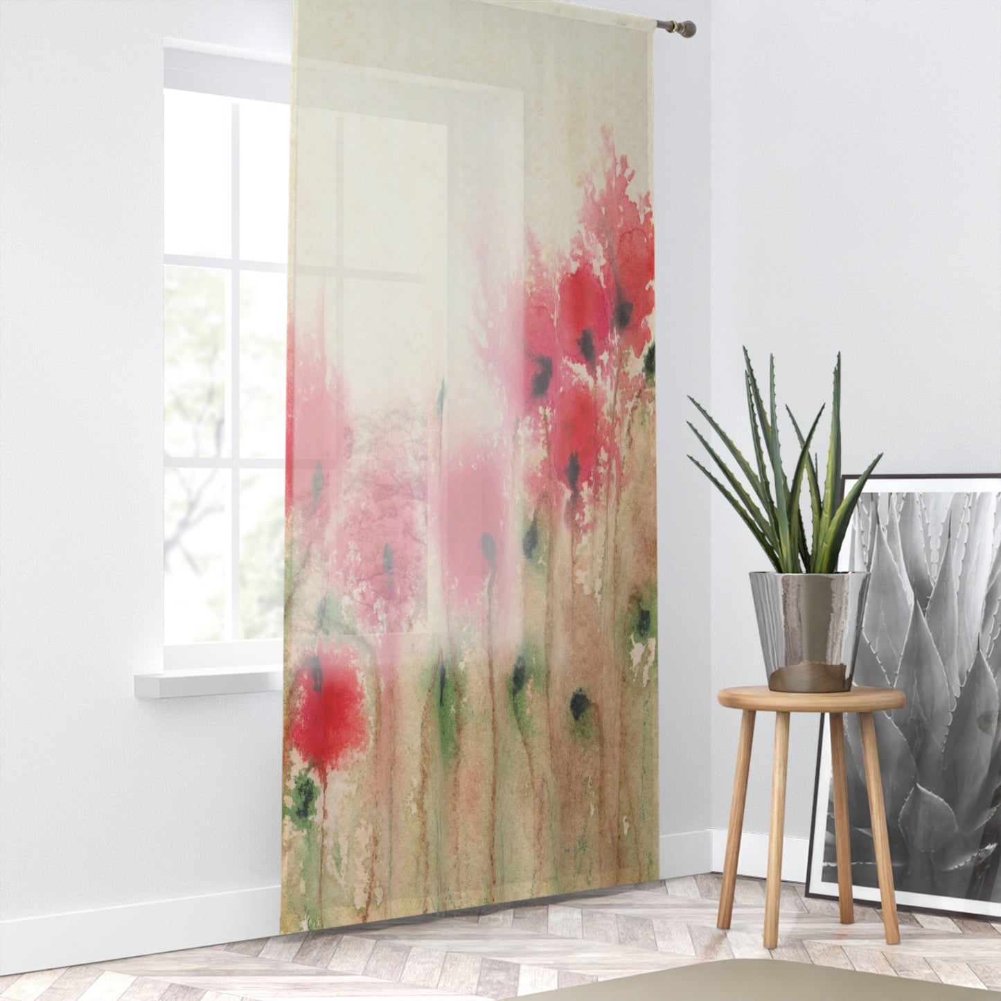Verdunkelungsvorhänge oder transparente Vorhänge mit Mohnblumenmuster