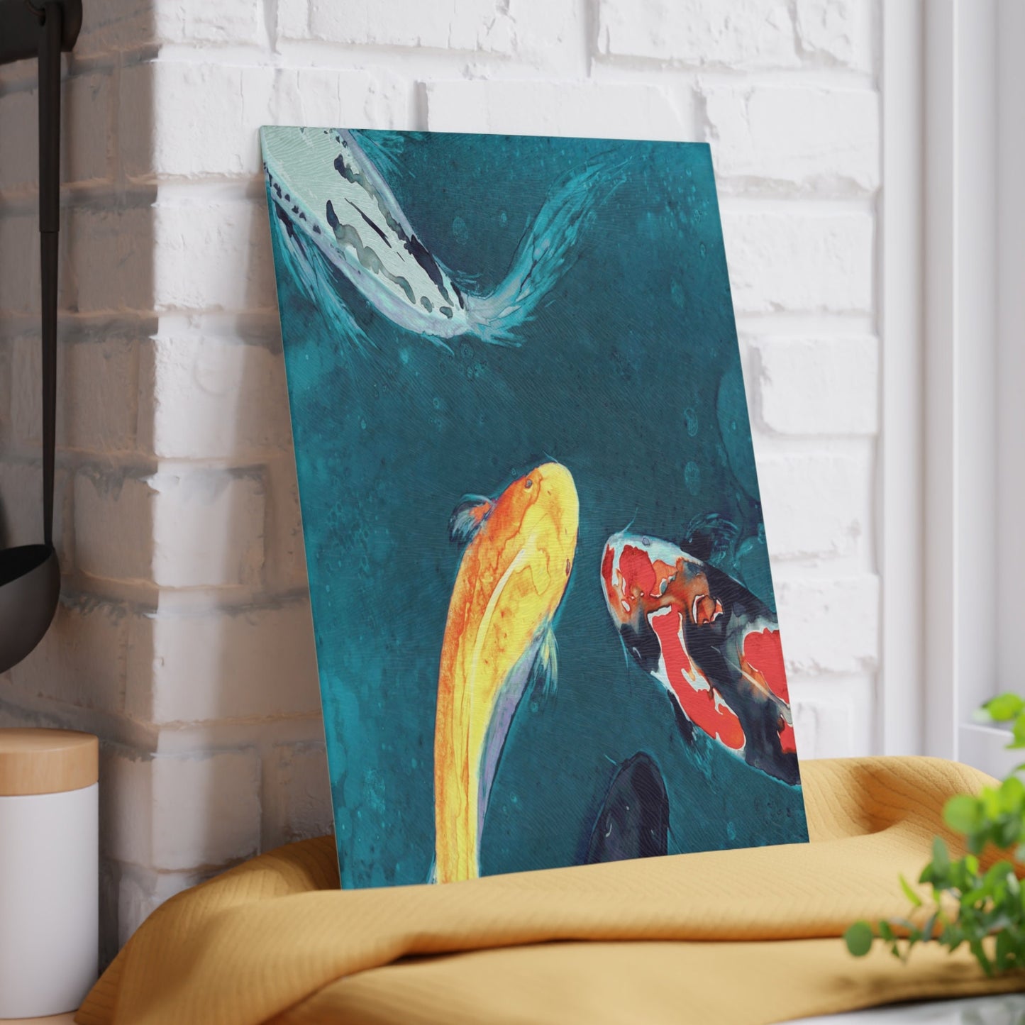 Glas-Schneidebrett mit Koi-Fisch
